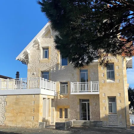 4 Pers Renove A 2 Pas De La Plage, Balcon Et Parking Prive, Centre - Fr-1-539-56 Apartamento *