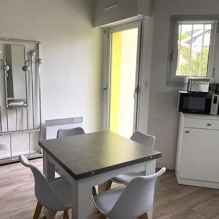 4 Pers Renove A 2 Pas De La Plage, Balcon Et Parking Prive, Centre - Fr-1-539-56 * Saint-Palais-sur-Mer
